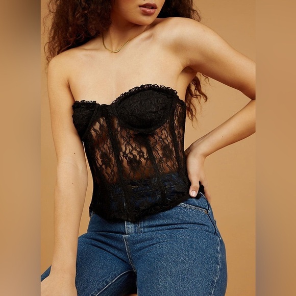 Lioness Tops - Urban Outfitters Lioness The Plaza Lace Bustier Black Corset Strapless Top EUC M